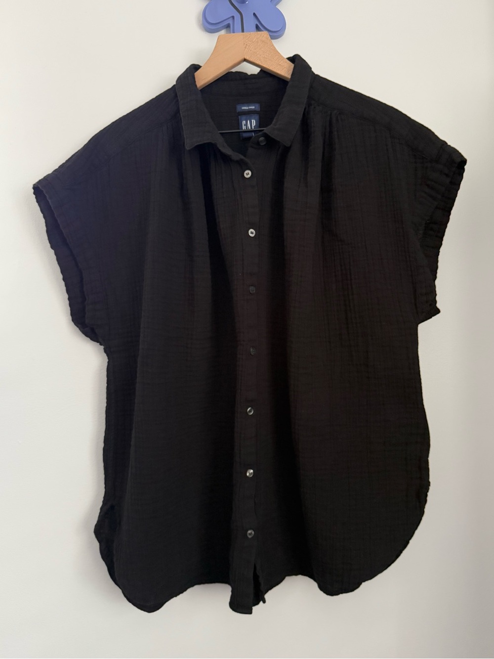 Gap XL Crinkle Gauze Short Sleeve Shirt Black Relaxed Minimal Beach